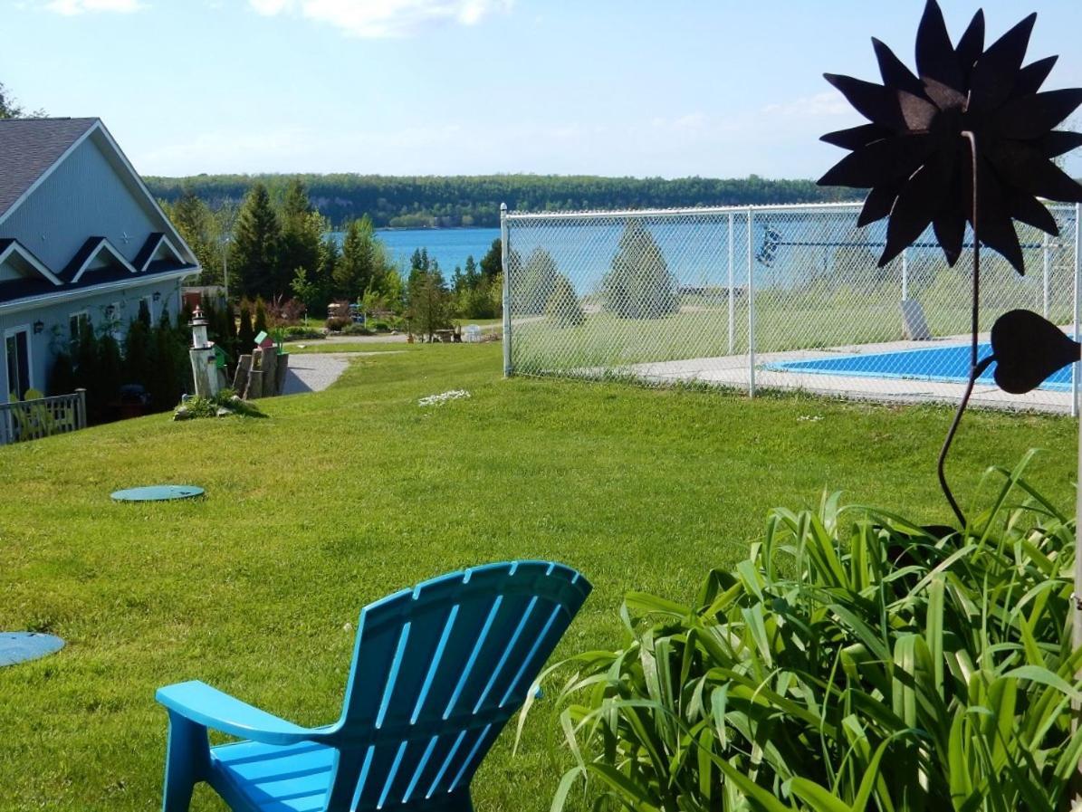 Waterview On The Bay Hotel Уайъртън Екстериор снимка