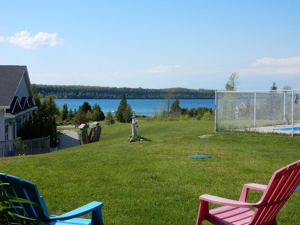 Waterview On The Bay Hotel Уайъртън Екстериор снимка